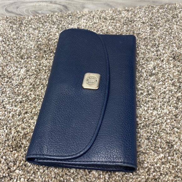 Liz Claiborne Navy Blue Trifold Snap Wallet - Picture 16 of 16